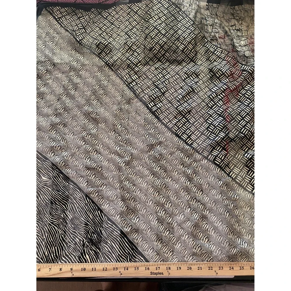 Adrienne Vittadini 100% Silk Scarf Black Cream Zebra Geometric Square Wrap 34x34